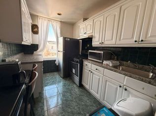 91-32 82nd St #2, Woodhaven, NY 11421