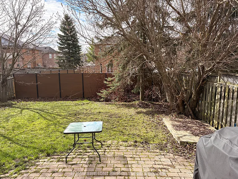 87 Estate Garden Dr — Photo 19