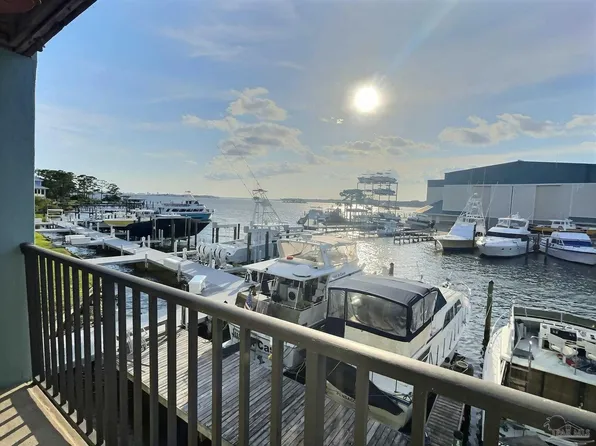 14100 River Rd #222B, Pensacola, FL 32507