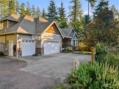 9555 NE Lovgreen Road, Bainbridge Island, WA, 98110