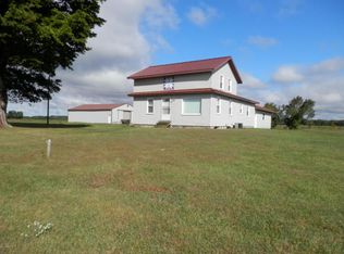 22200 Fawn River Rd, Sturgis, MI 49091