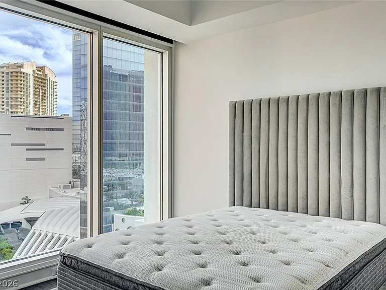 2700 Las Vegas Blvd S #1305 — Photo 16