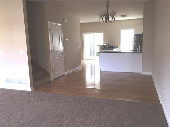 4th image of 6342 Beechtree Dr