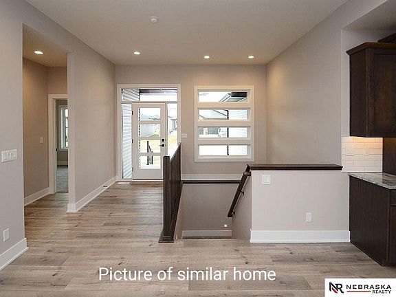 3rd image of 325 N 104th St