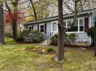 118 Overlook Dr, Northampton, MA 01062