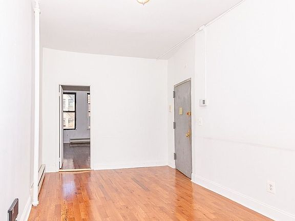 5th image of 311 Troutman St #8P