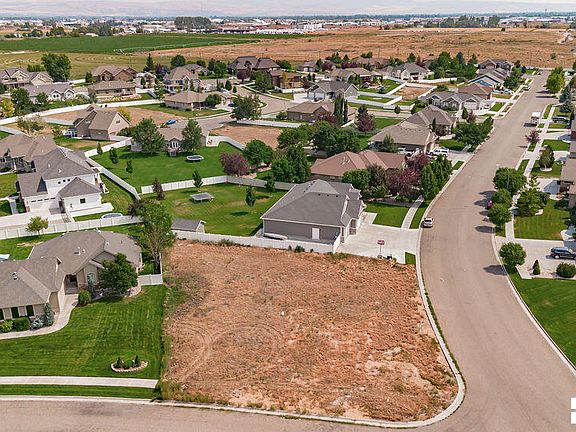 5th image of 5004 Eaglewood Dr