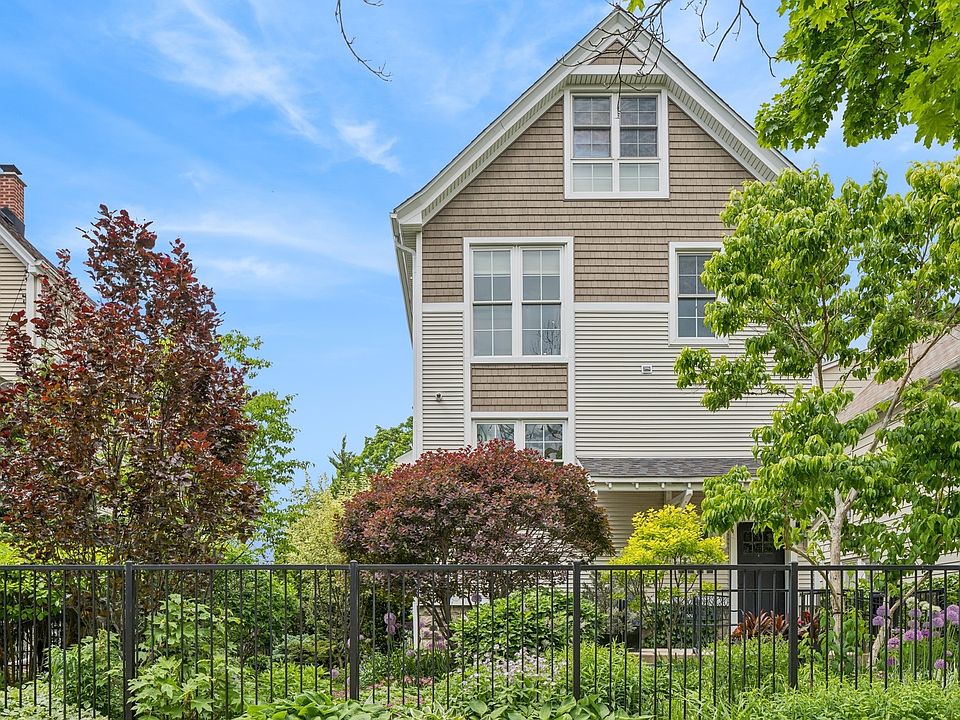 1st image of 4704 N Kennicott Ave