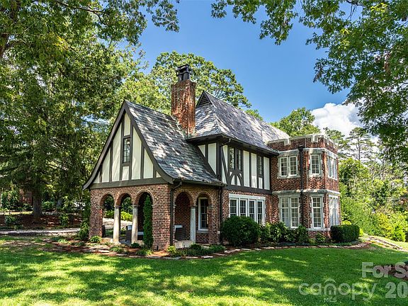 2nd image of 72 Windsor Rd