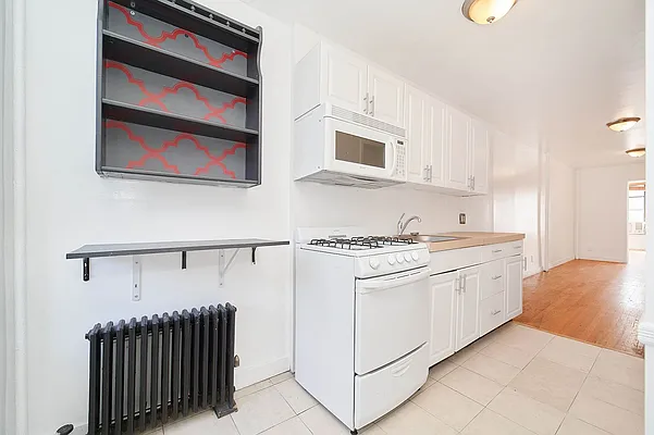 Rented by Compass | media 16