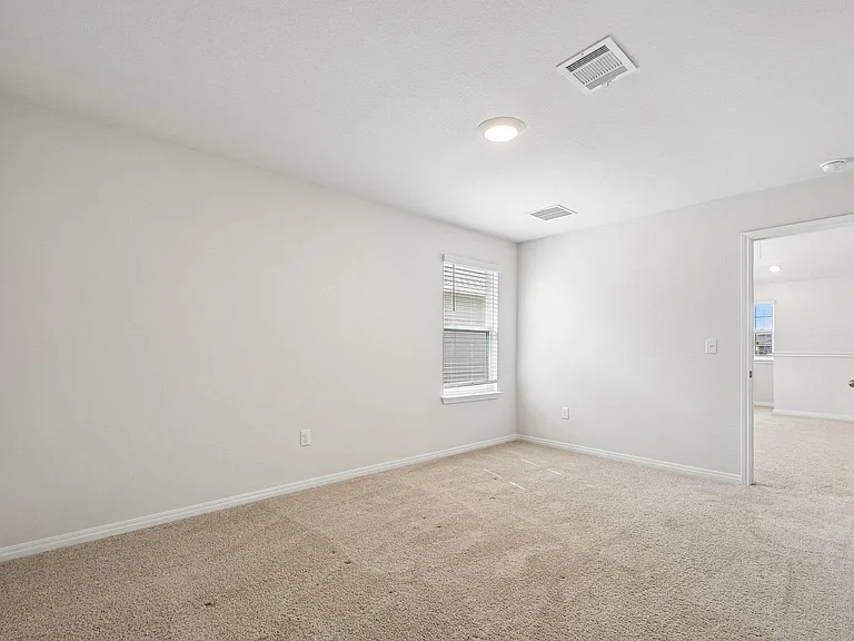 405 Mais Dr — Photo 15