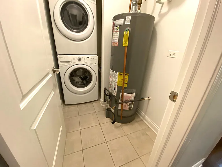 817 W Addison St #GF — Photo 7