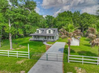 420 Oak Forest Dr, Shepherd, TX 77371