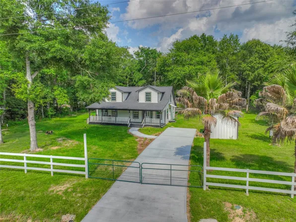 420 Oak Forest Dr, Shepherd, TX 77371