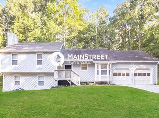 2780 Deerfield Dr, Lithia Springs, GA 30122