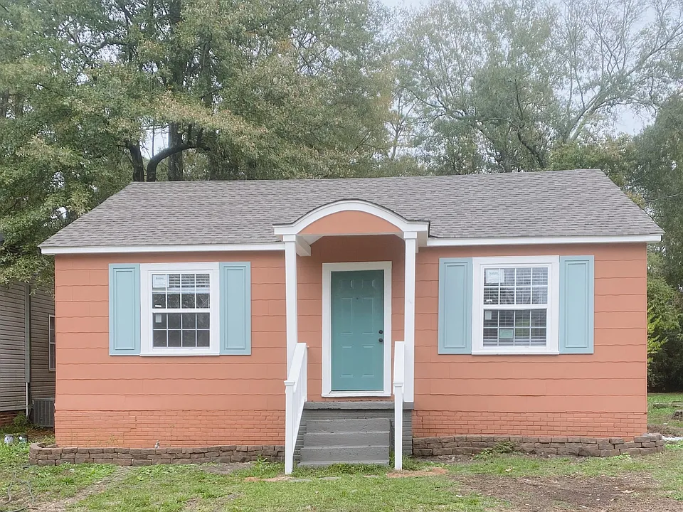 319 N 25th Ave