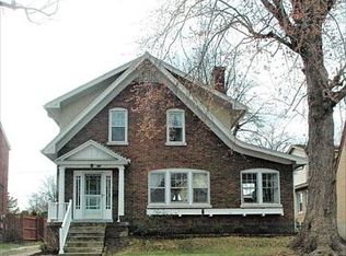 416 Oxford Pl, Saint Matthews, KY 40207