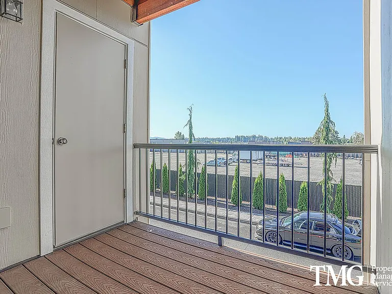 1017 SE 12th Ave — Photo 174