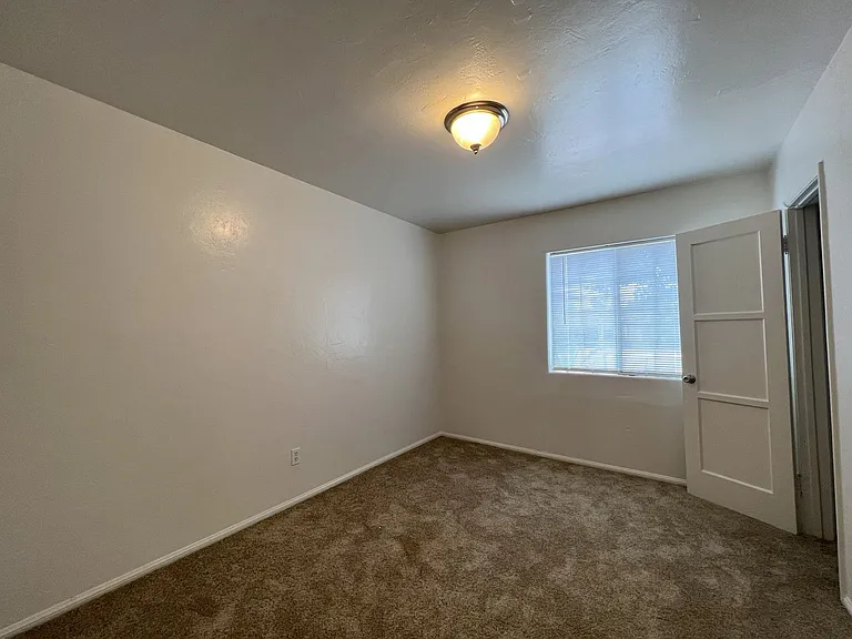 357 Garfield Ave — Photo 16