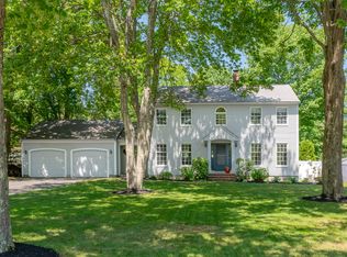 27 Bramblewood Dr, Portland, ME 04103