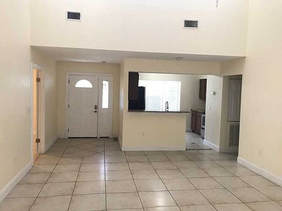 3rd image of 1357 Oak Park Ave
