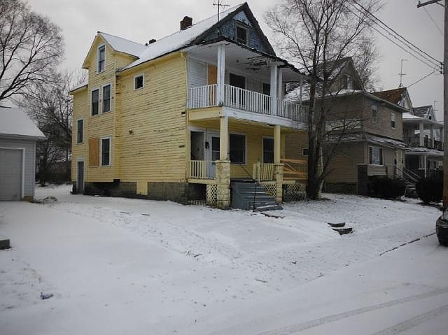 1st image of 3411 E 117th St