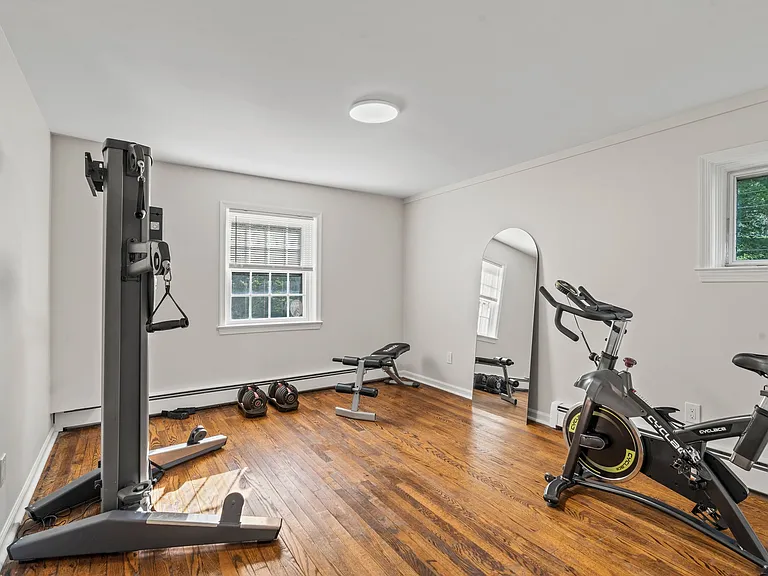 341 Crum Creek Ln — Photo 19