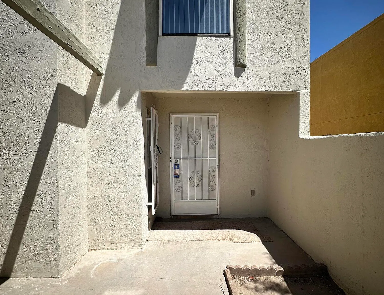 3 bed, 2.5 bath, 1536 sqft, $1,885 — Photo 2
