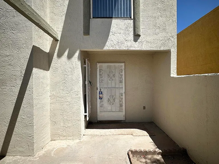 336 Villa Canto St — Photo 2