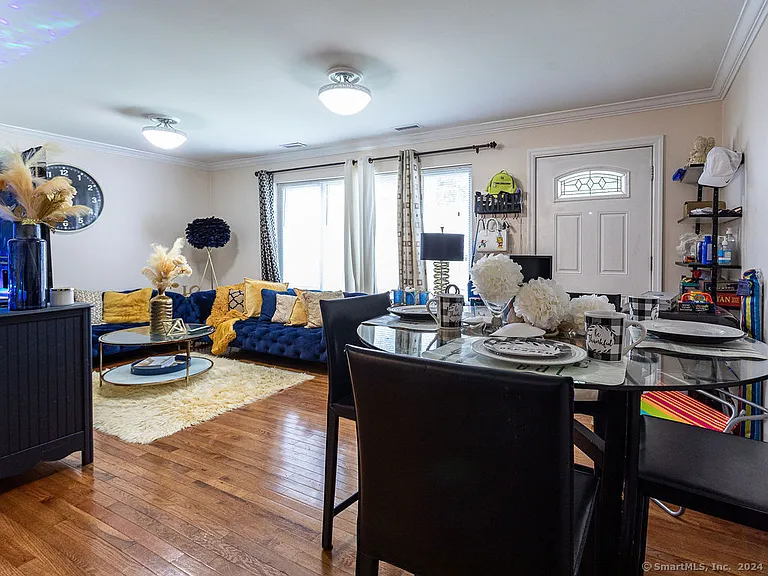 309 Ely Ave #H1 — Photo 6