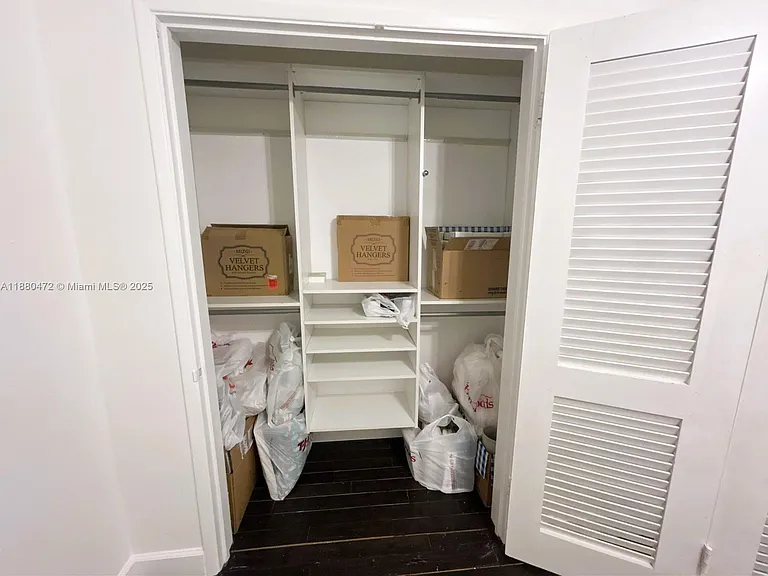6395 SW 42nd Ter — Photo 13