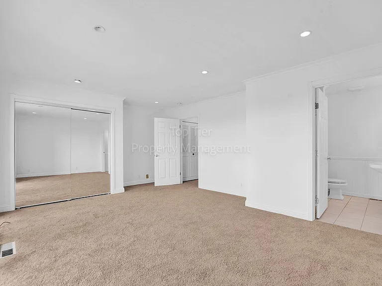 53 Janin Pl — Photo 11