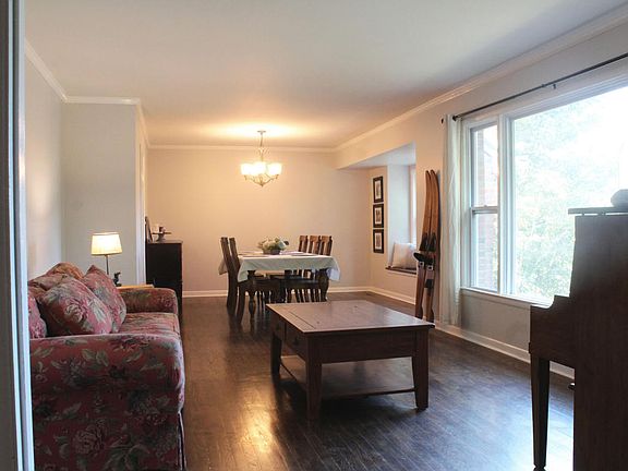 2nd image of 2313 Juniper Dr