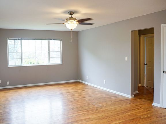 4th image of 5025 S Corbett Ave #9