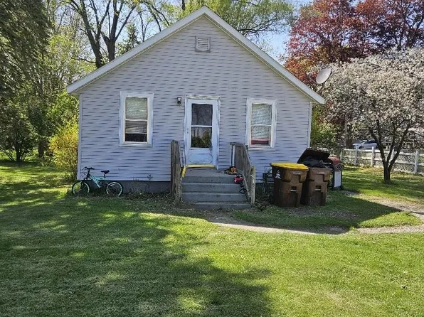 112 Euclid St, Saint Louis, MI 48880
