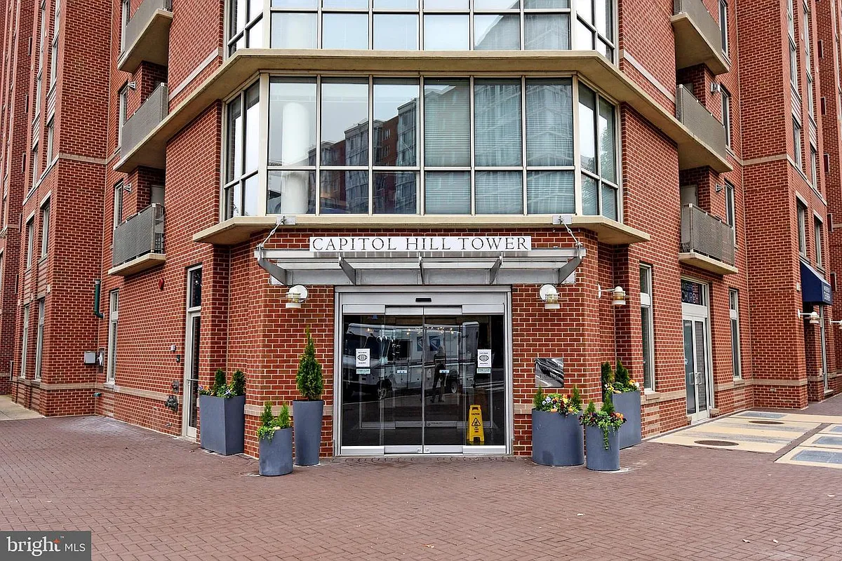 Building Photo - 1000 New Jersey Ave SE #209