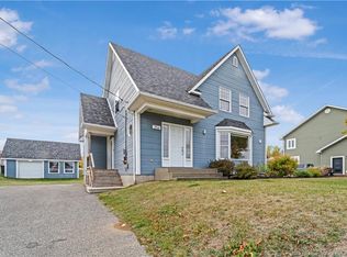 256 Foulem, Caraquet, NB E1W 1A4