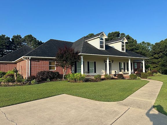 2nd image of 899 Deerwood Ln