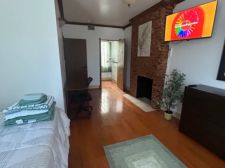 4 S Gilmor St — Photo 31