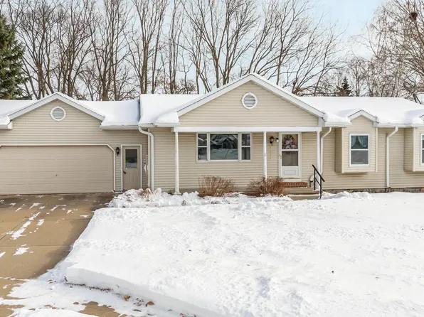 1112 Oriole Dr, Kaukauna, WI 54130