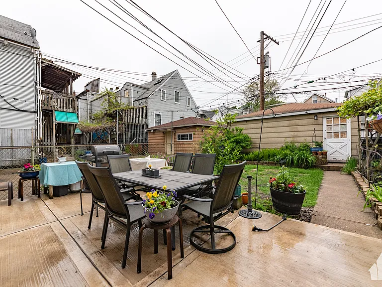 1332 W Barry Ave #GDN — Photo 14