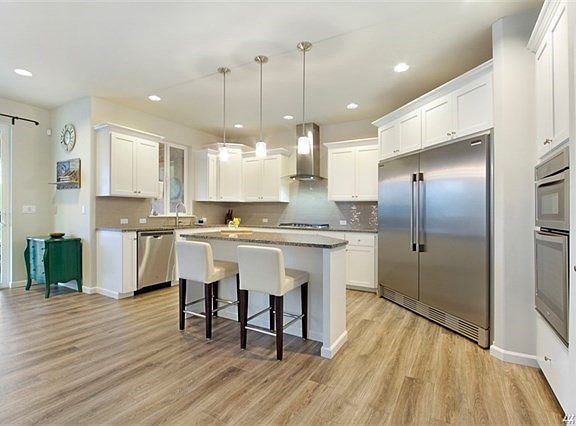 5th image of 4826 Plover St NE