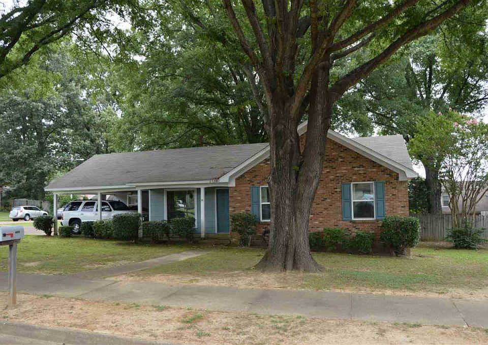 1st image of 6075 Colonyhill Dr