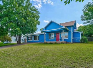 914 N Broad St, Guthrie, OK 73044