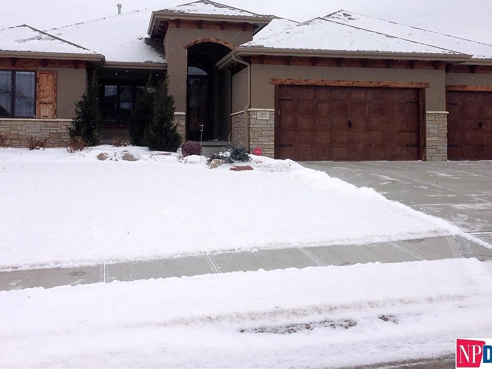 1st image of 3877 S 181st St