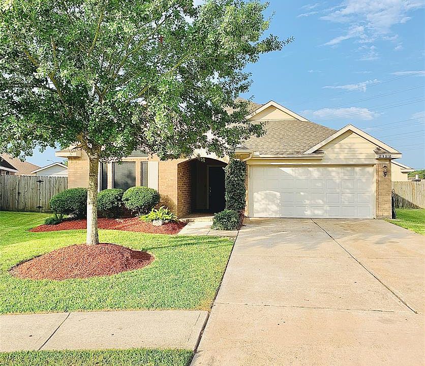 1st image of 2122 Tallowwood Dr