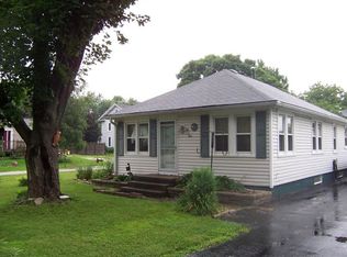 201 8th St, Hampton, IL 61256