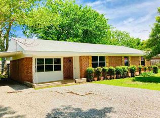 86 Laurel St, Lone Grove, OK 73443