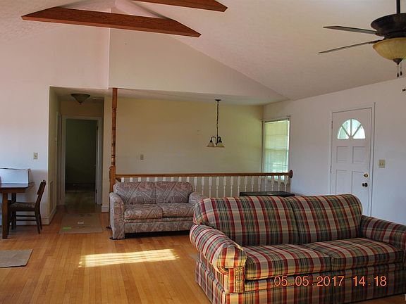 4th image of 1114 Swanbrooke Dr