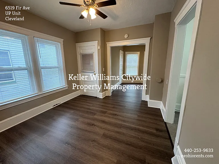 2 bedroom 1 bath up unit in Gordon Square — Photo 17